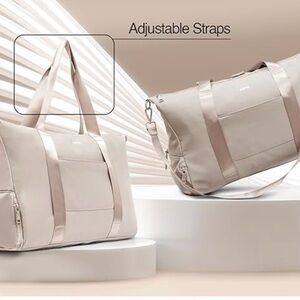 Gym/ Travel Duffel Bag with Adjustable Straps